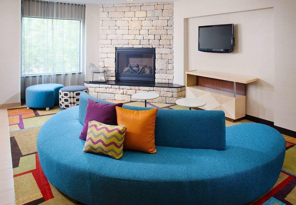 Fairfield & By Marriott South Lafayette