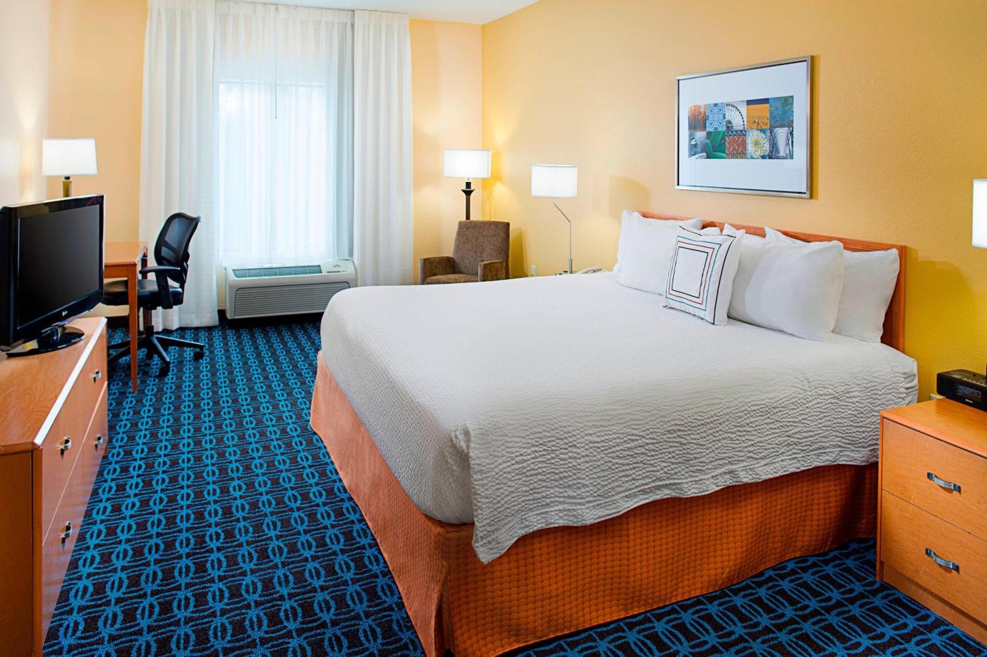 Hotel Fairfield & By Marriott South Lafayette