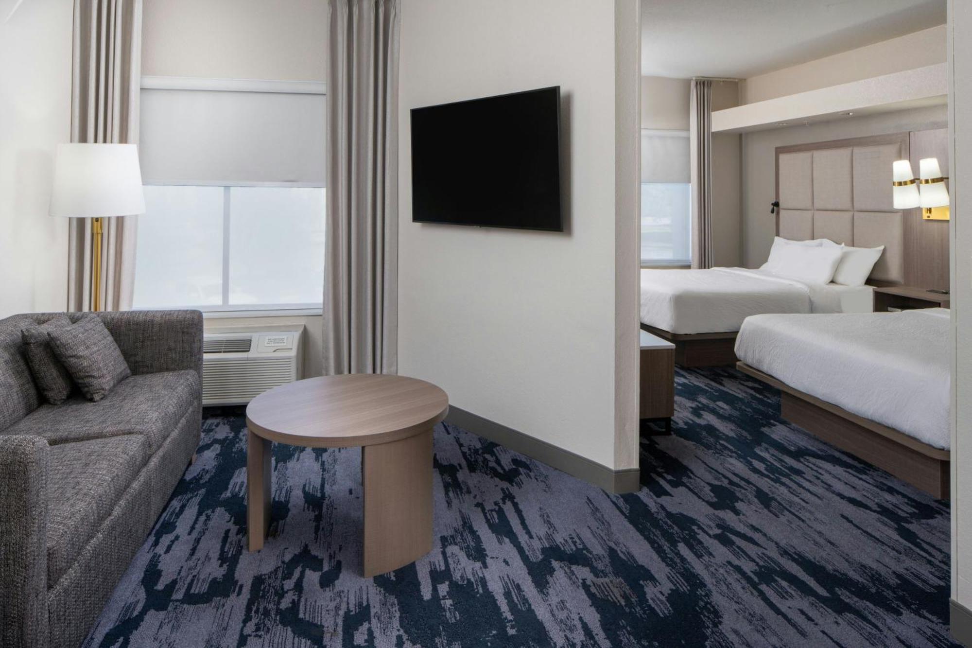 Fairfield & By Marriott South Hotel