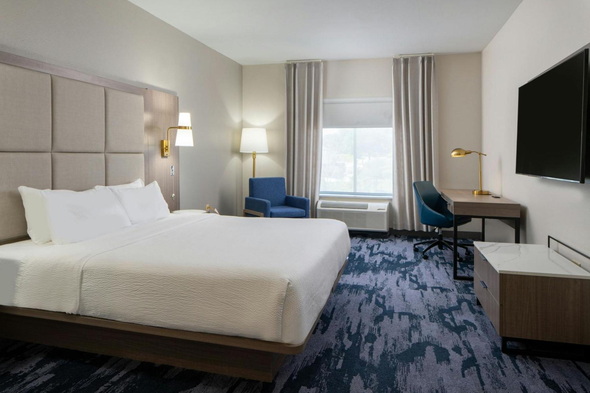 Fairfield & By Marriott South Hotel 3*