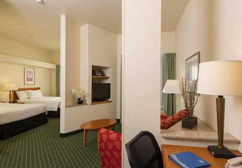 Fairfield & By Marriott South Lafayette