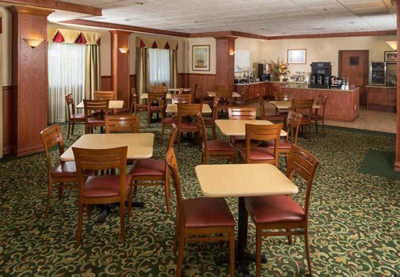 Fairfield & By Marriott South Hotel Lafayette